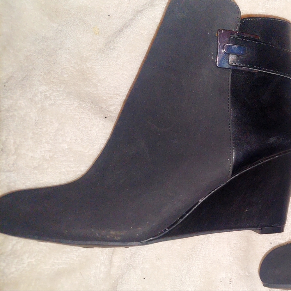 Black boots